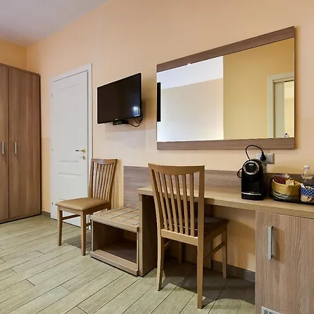 Catone Vatican By Ghor בית הארחה